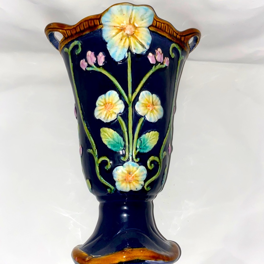 CERAMIC VASE WITH FLORAL PRINT